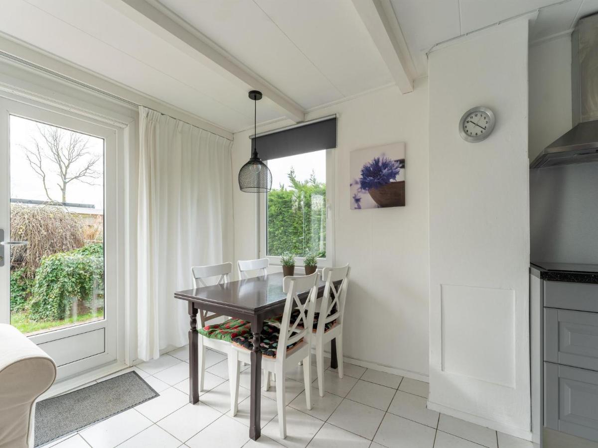 Modern In With Terrace Baarland