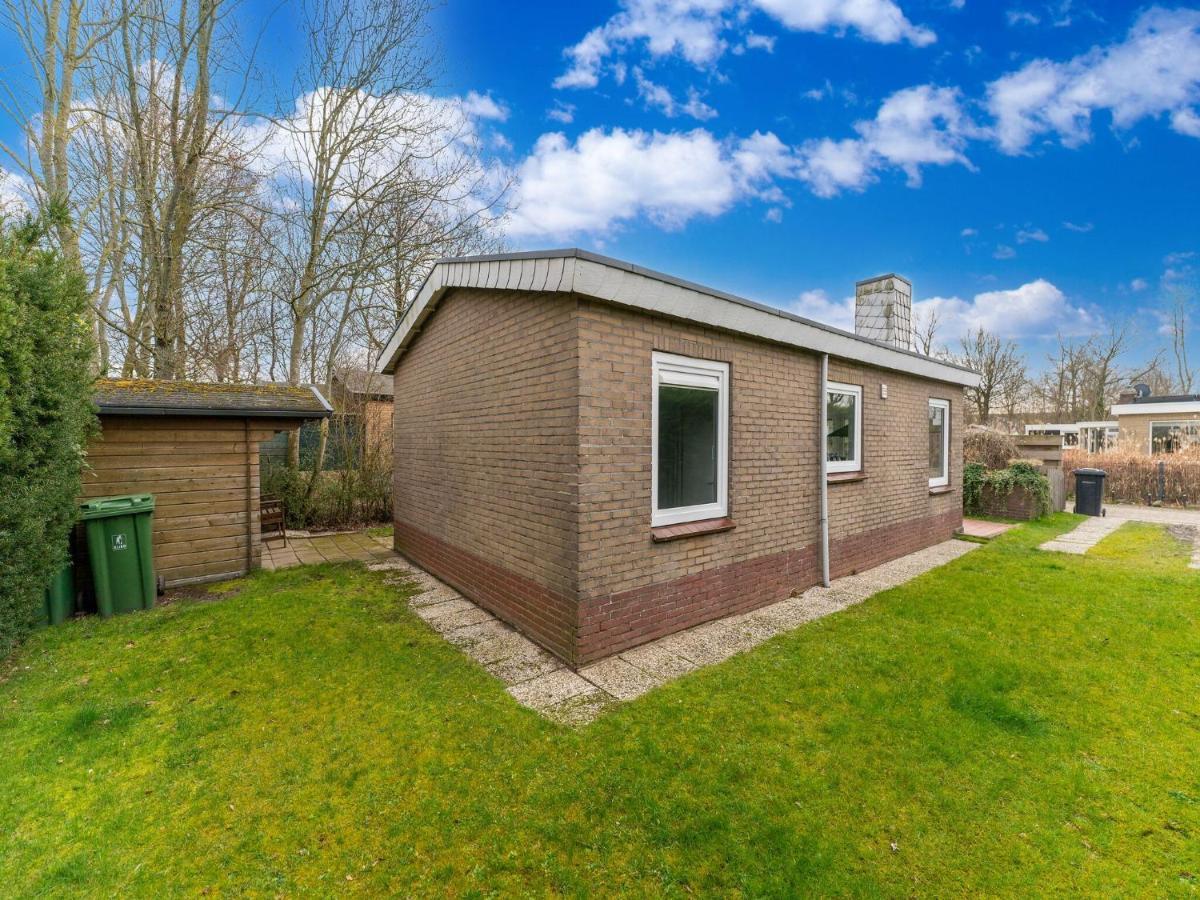 Vakantiehuis Modern In With Terrace Baarland