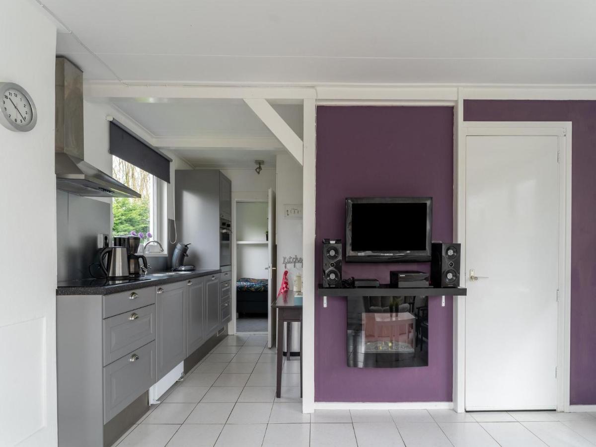 Modern In With Terrace Vakantiehuis Baarland